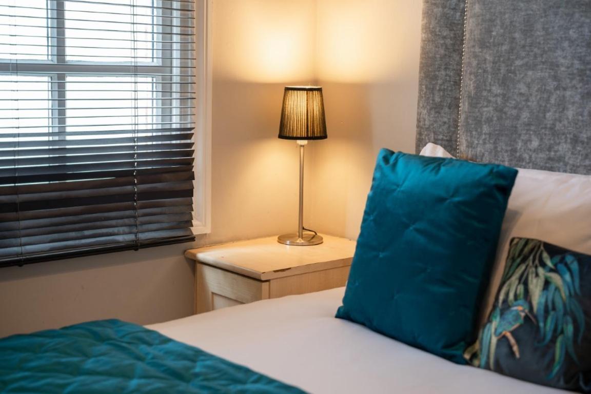 Perfectly Located Central Chester Town House -2Br Ngoại thất bức ảnh