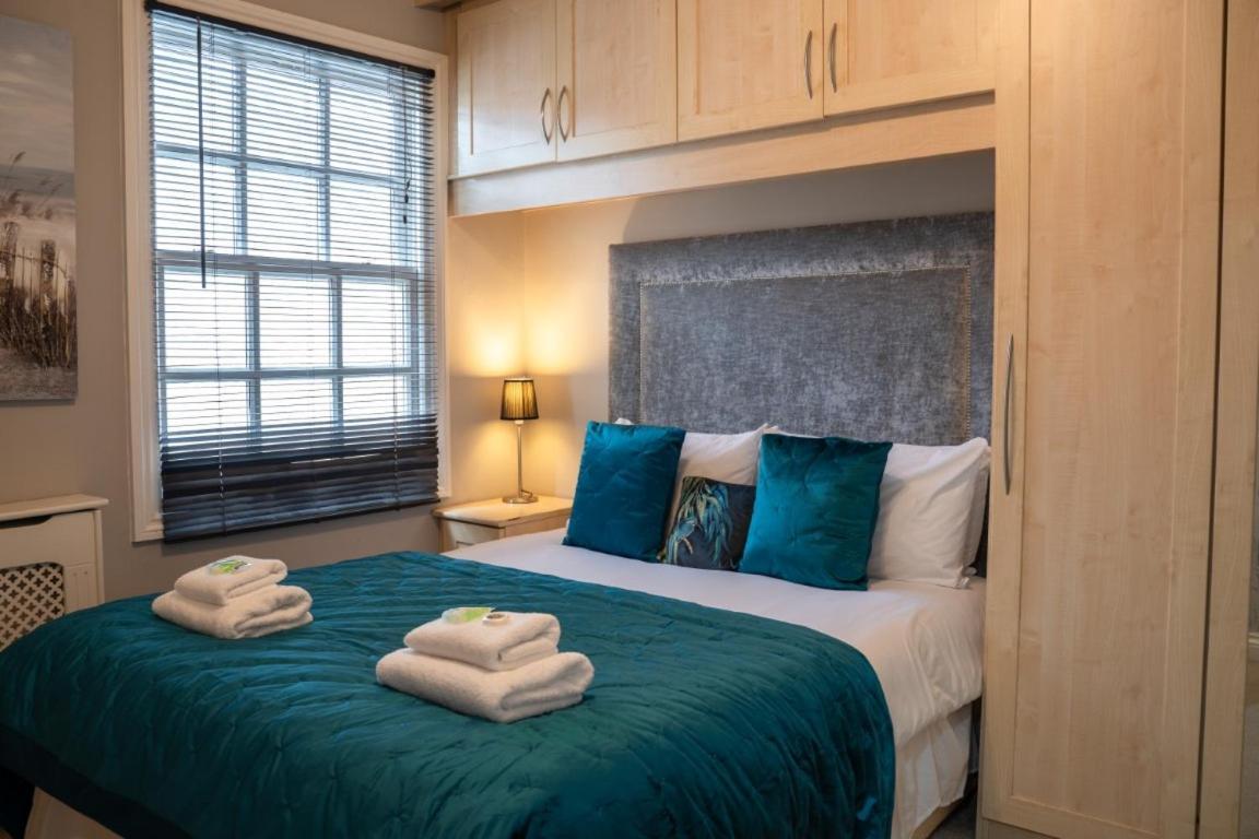 Perfectly Located Central Chester Town House -2Br Ngoại thất bức ảnh